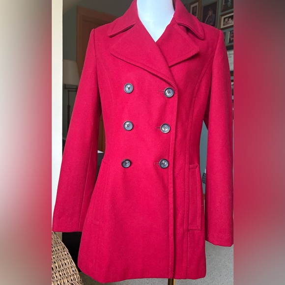 G.H. Bass & Co. Timeless Double-Breasted Red Wool Pea Coat - Fully Lined - Picture 3 of 8